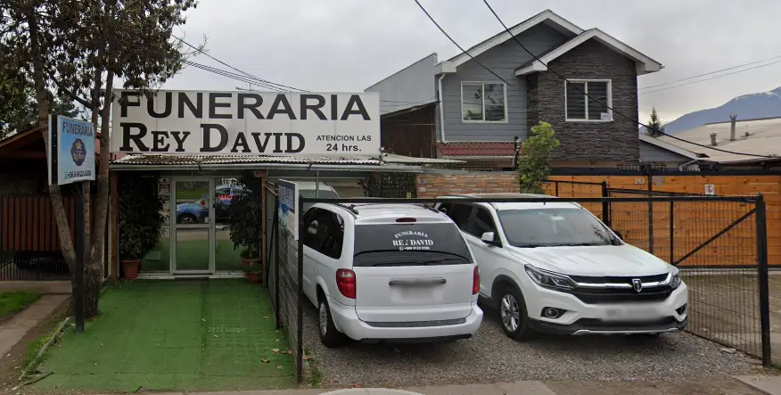 Fachada Funeraria Rey David